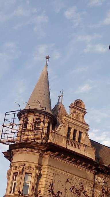 Bright Sunny Apt At Keleti Station,Near Citycenter Budapeste Exterior foto